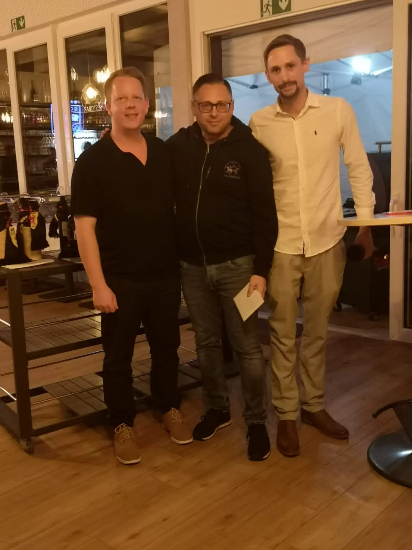 PHOTO 2023 12 09 21 08 18 (4)